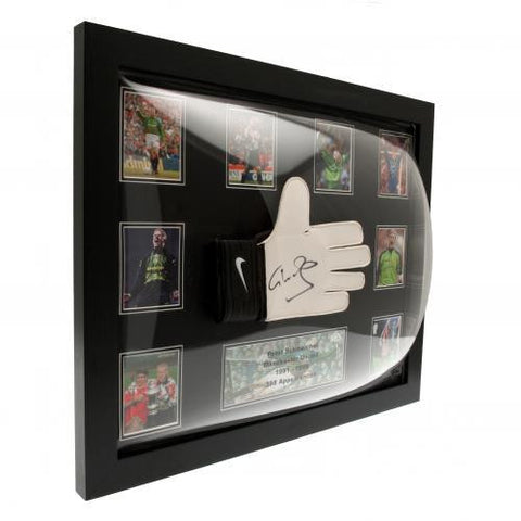 Manchester United F.C. Schmeichel Signed Glove (Framed)