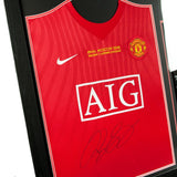 Manchester United F.C. Giggs Signed Shirt Medal (Framed)